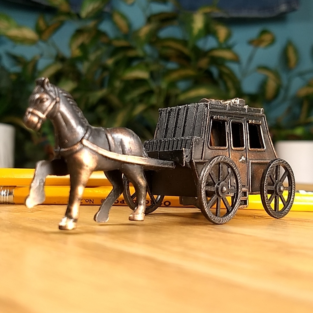 Collectable Metal Die Cast Horse & Stagecoach pencil sharpener